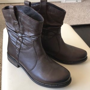 Womens slouch leather boots